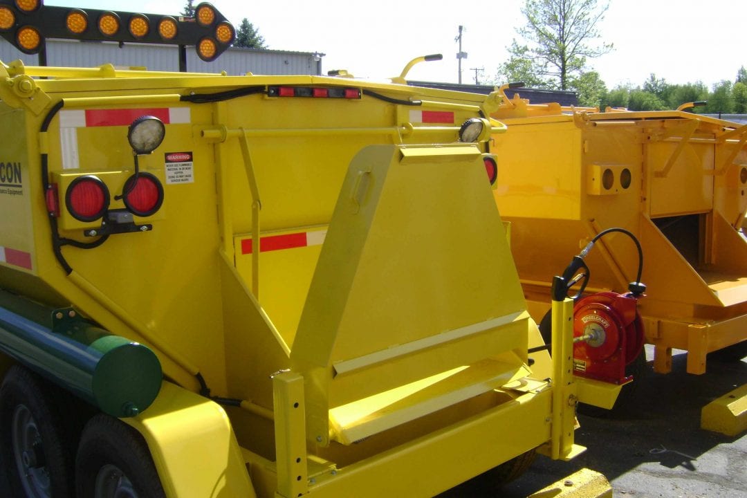 ArrowboardmountedonFalconasphaltcoldpatchheater Falcon