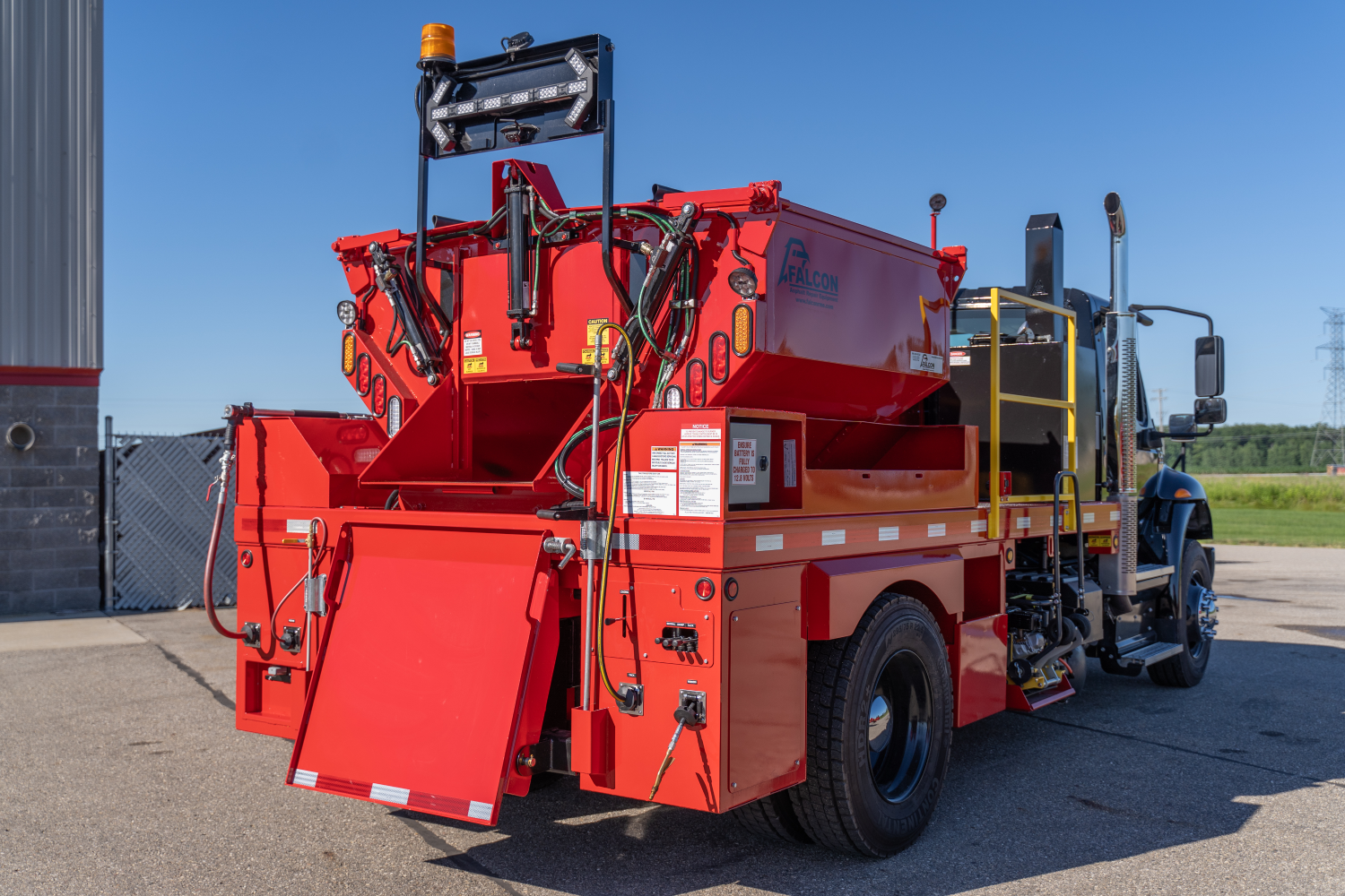 Falcon Asphalt Patch Truck